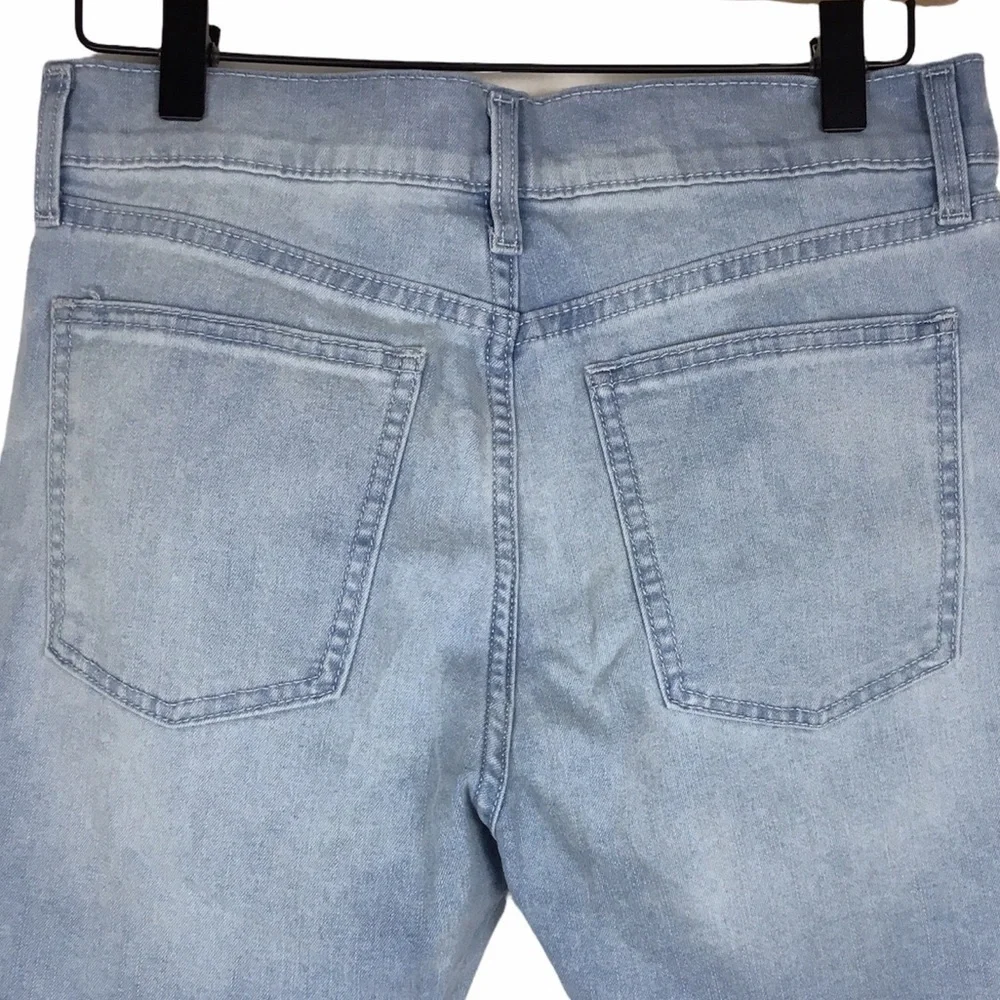 GAP 5” Relaxed Short Jean Shorts Frayed Raw Hem Light Wash Stretch Denim Size 25